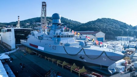 İtalyan firma, Katar donanması için inşâ ettiği üçüncü korveti de suya indirdi