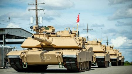 Polonya ordusu, zırhlı tümenlerini son sürüm Abrams tanklarıyla donatmaya hazırlanıyor