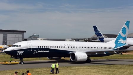 Boeing, '737 max' davasında hissedarlar ile 237,5 milyon dolarlık anlaşmaya vardı