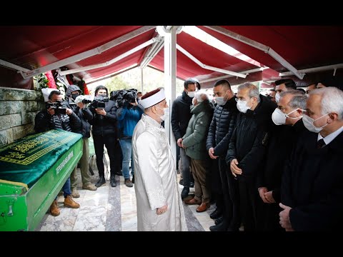 Savunma Sanayii Başkanı İsmail Demir&#039;in ağabeyinin cenazesi toprağa verildi