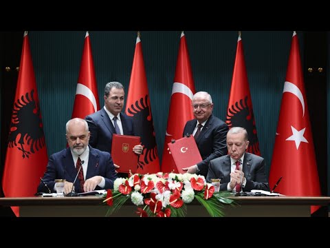 Türkiye ile Arnavutluk arasında &#039;Askeri Çerçeve Anlaşması&#039; imzalandı