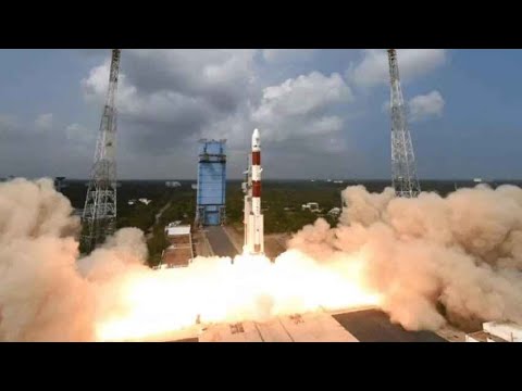 الهند تطلق قمرا صناعيا طورته مع بوتان إلى الفضاء