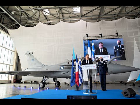 Fransa, Yunanistan&#039;a ilk Rafale savaş uçağını teslim etti