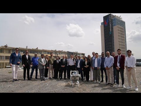 Savunma sanayii başta olmak üzere birçok sektörde kullanılan robot köpek Türkiye’de satışa hazır